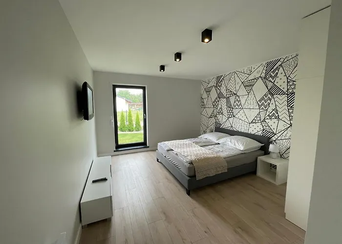 Dom Nad Jeziorem Obok Uniejowa Ferienhaus *