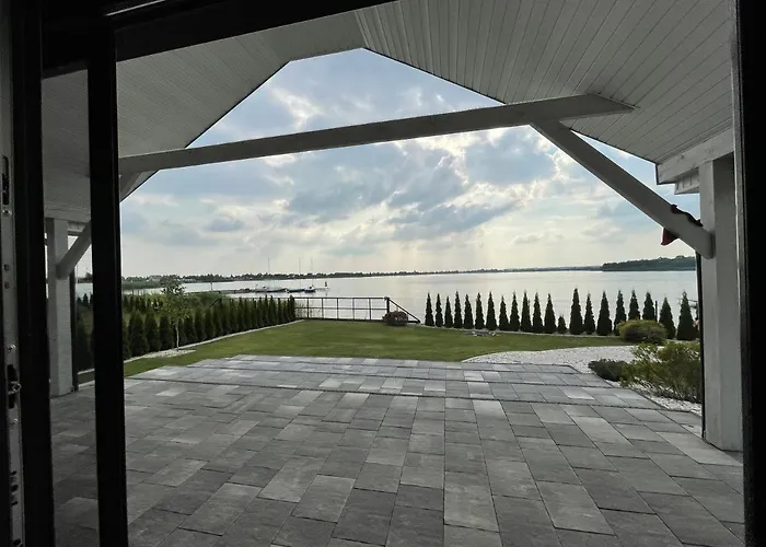 Dom Nad Jeziorem Obok Uniejowa Przykona