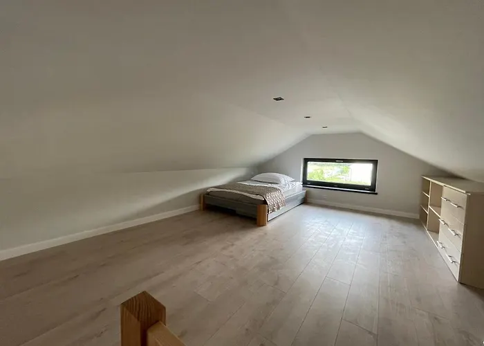 Dom Nad Jeziorem Obok Uniejowa Przykona