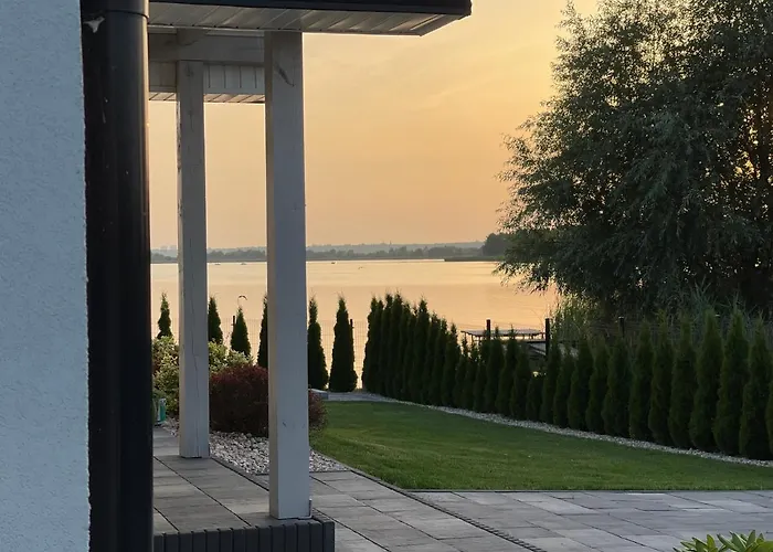 Dom Nad Jeziorem Obok Uniejowa Ferienhaus Przykona